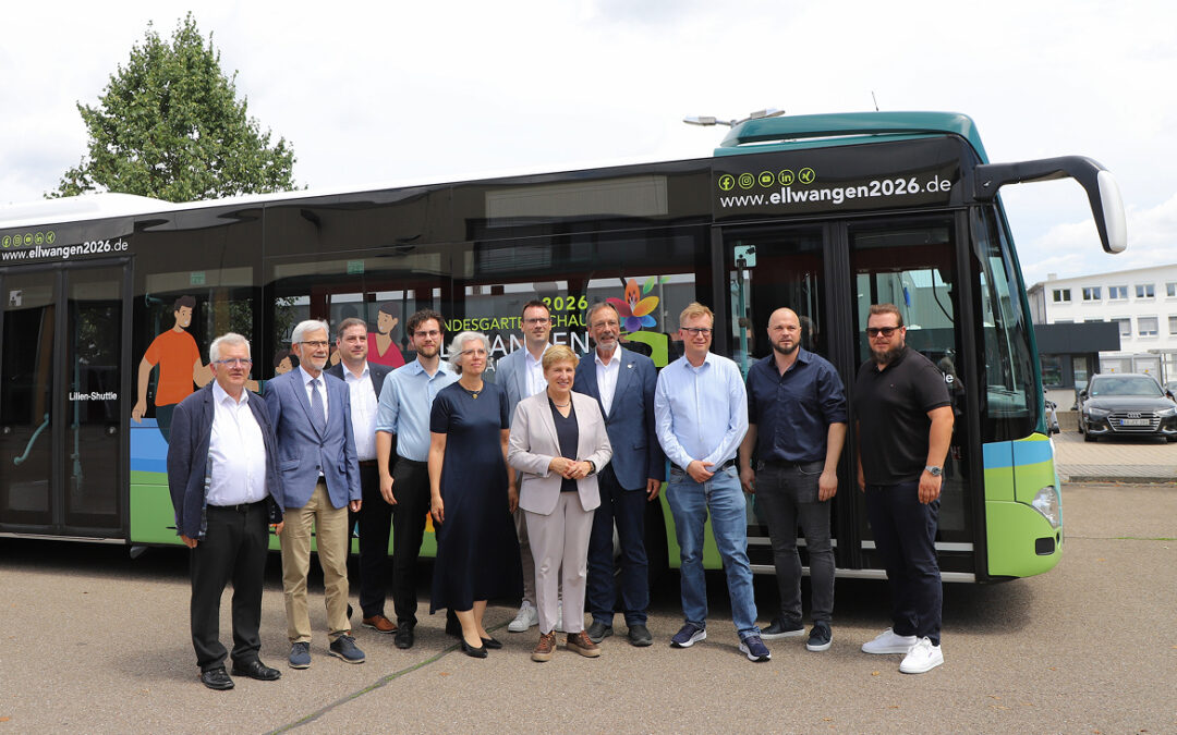 Verkehrsministerin Nicole Razavi zu Besuch bei OK.go